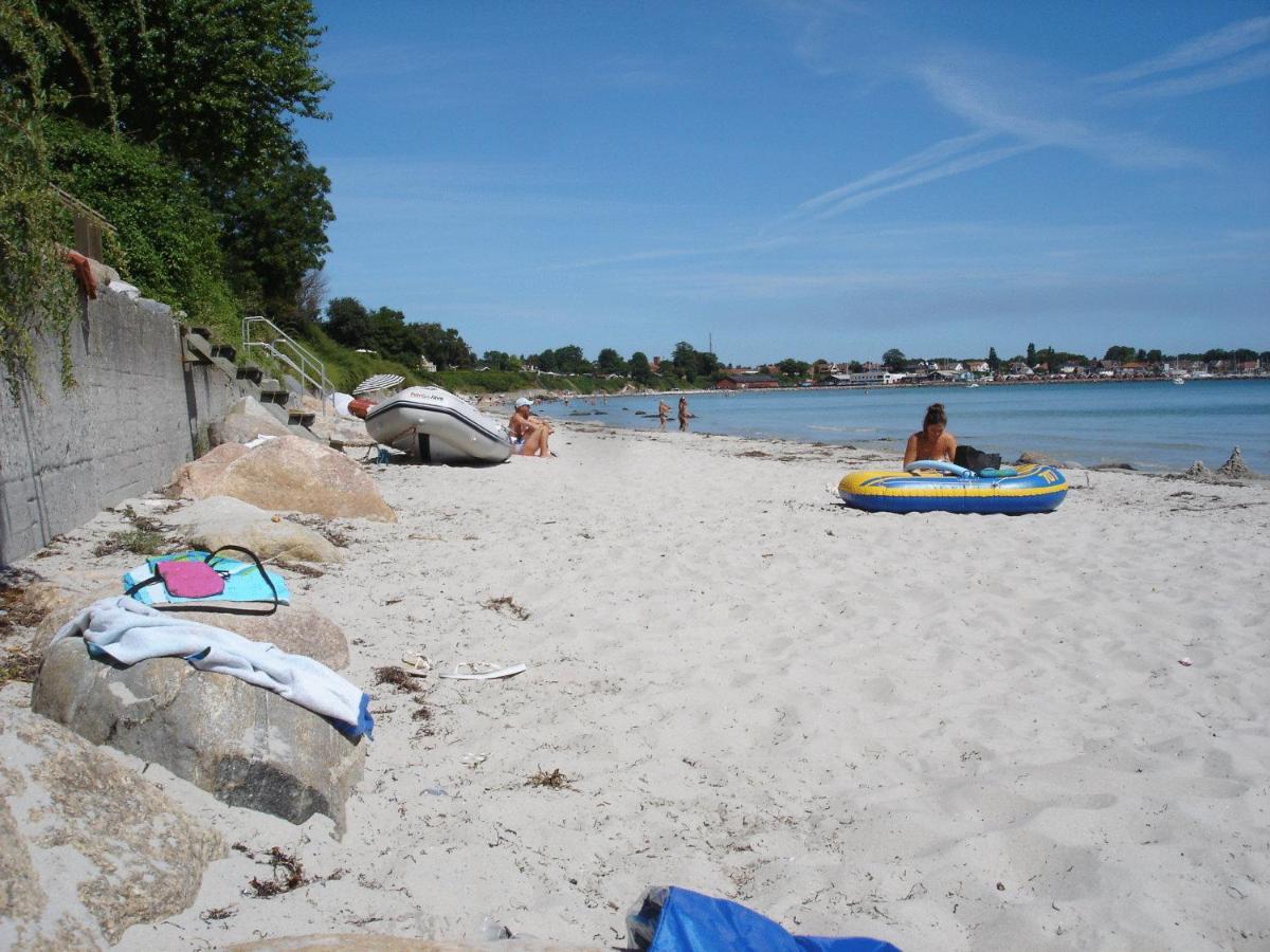 Rodvig Camping & Cottages Esterno foto